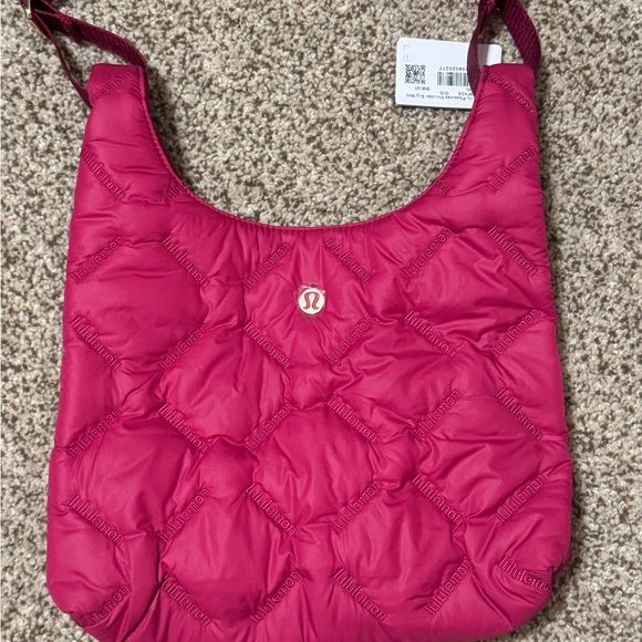 lululemon athletica Handbags - Lululemon Quilty Pleasures Shoulder Bag. NWT!